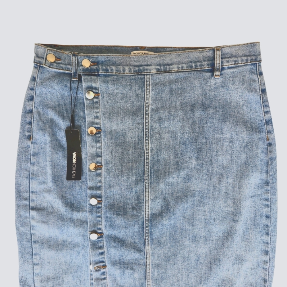 Fashion Nova Denim Midi Skirt Size 1 XL - Picture 5 of 15
